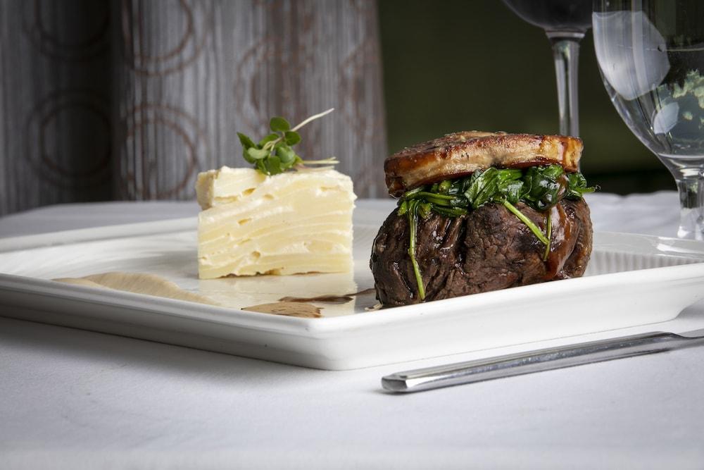 Dunboyne Castle Hotel & Spa Bagian luar foto