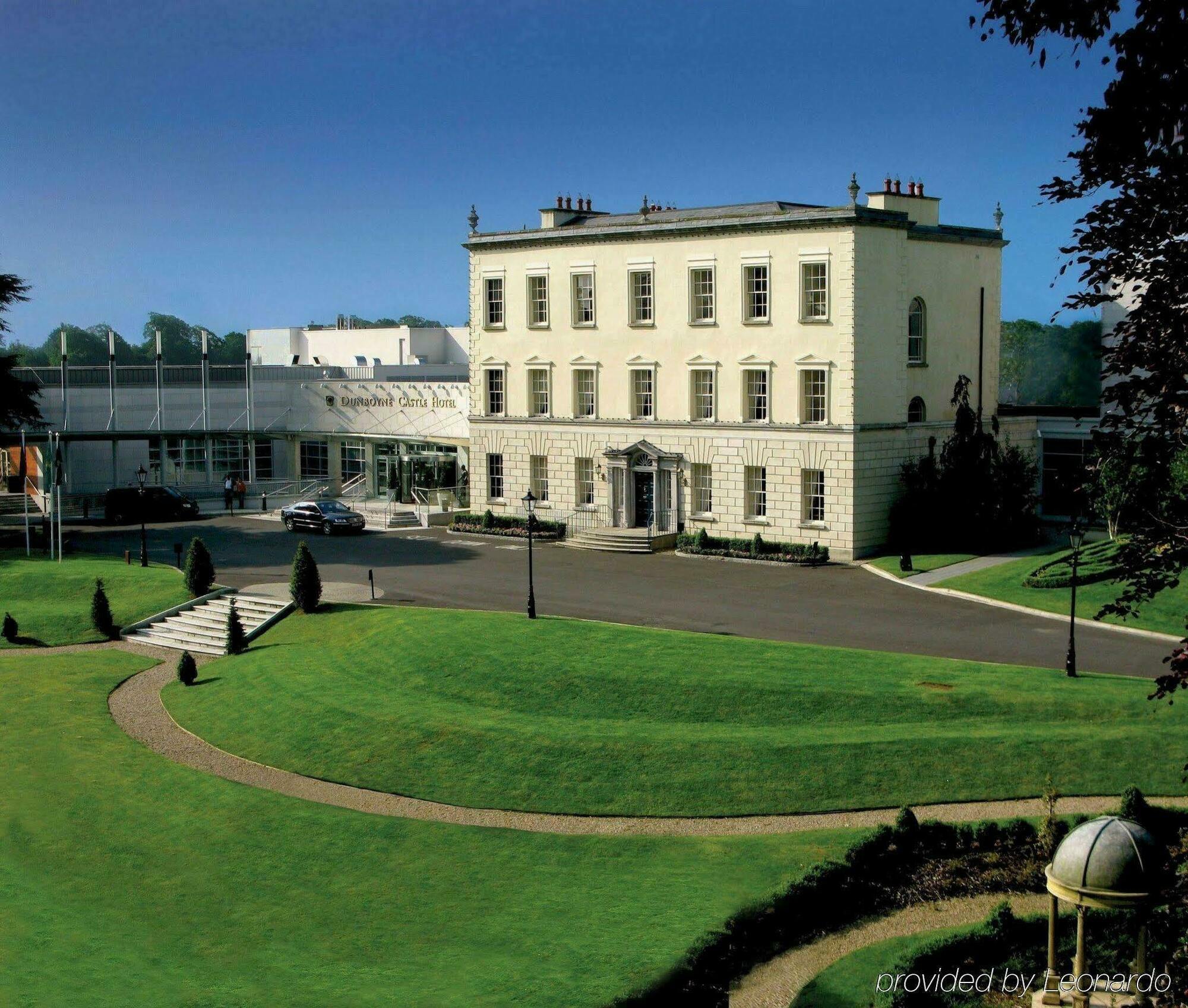 Dunboyne Castle Hotel & Spa Bagian luar foto